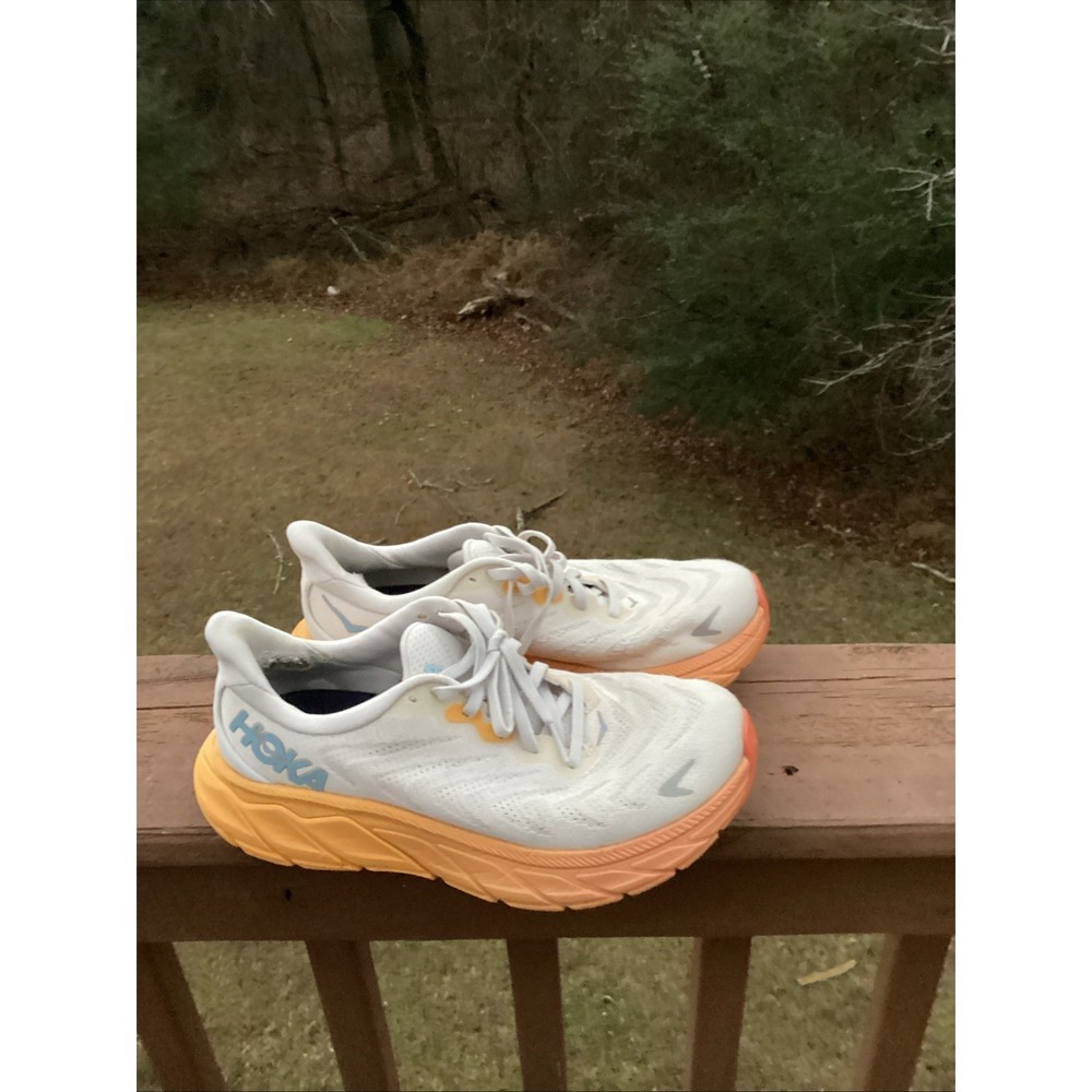 Hoka One One Arahi 6 Womens Size 6 D White Orange Running Shoes Sneakers
